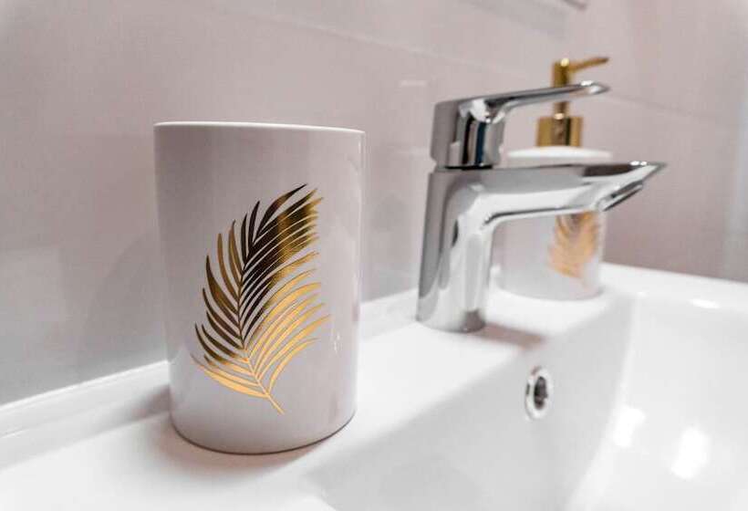 Пансион Lalitana Townhouse