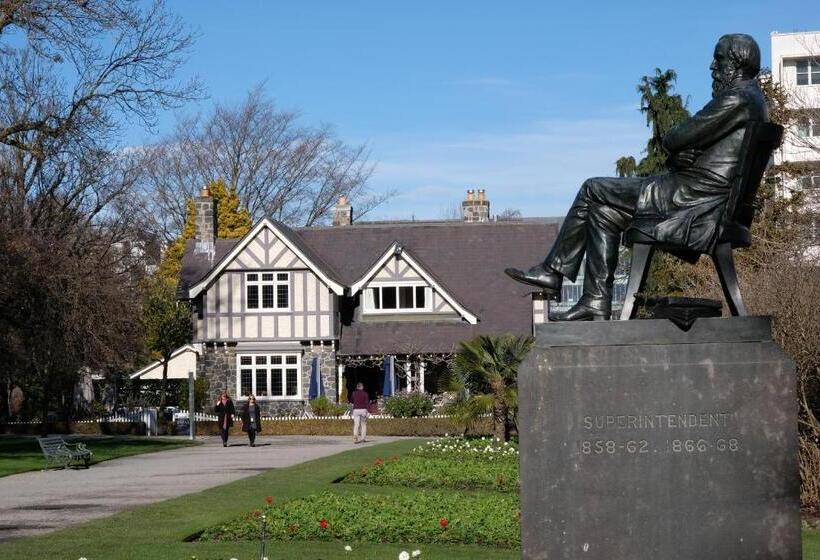 هاستل Chester St Backpackers