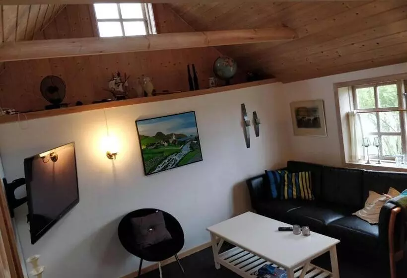 Calm & Cozy / Scenic Village / Nature