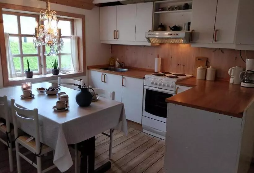 Calm & Cozy / Scenic Village / Nature