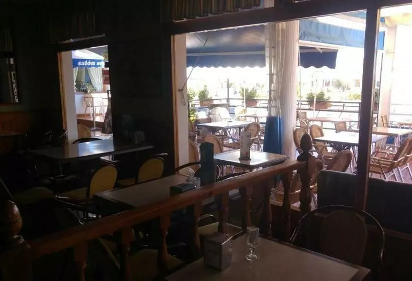 ホテル Las Glorias