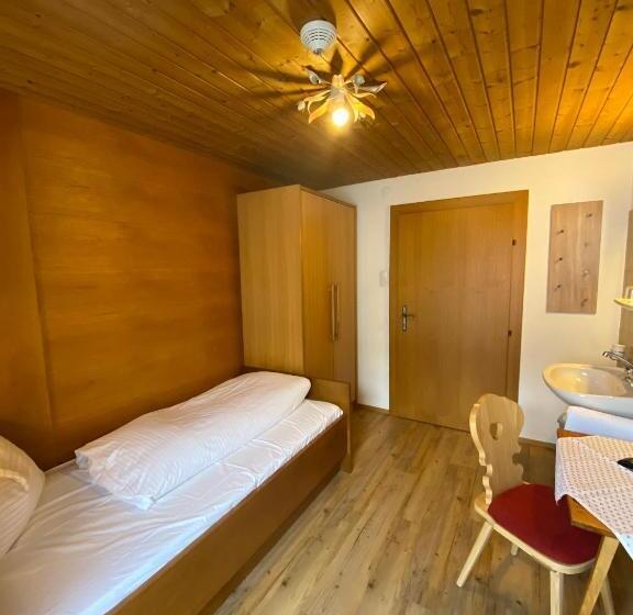 بنسيون Landhaus Staudacher