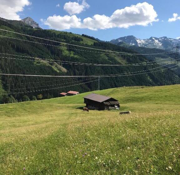 بنسيون Landhaus Staudacher