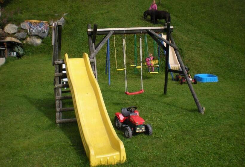 بنسيون Landhaus Staudacher