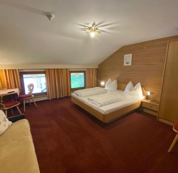 بنسيون Landhaus Staudacher