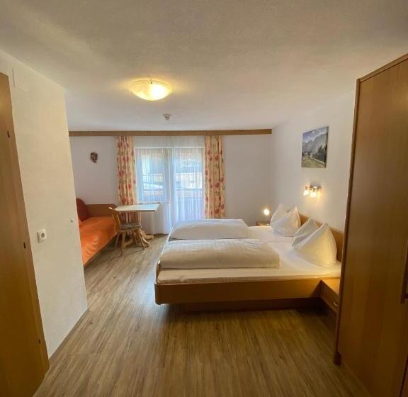 بنسيون Landhaus Staudacher