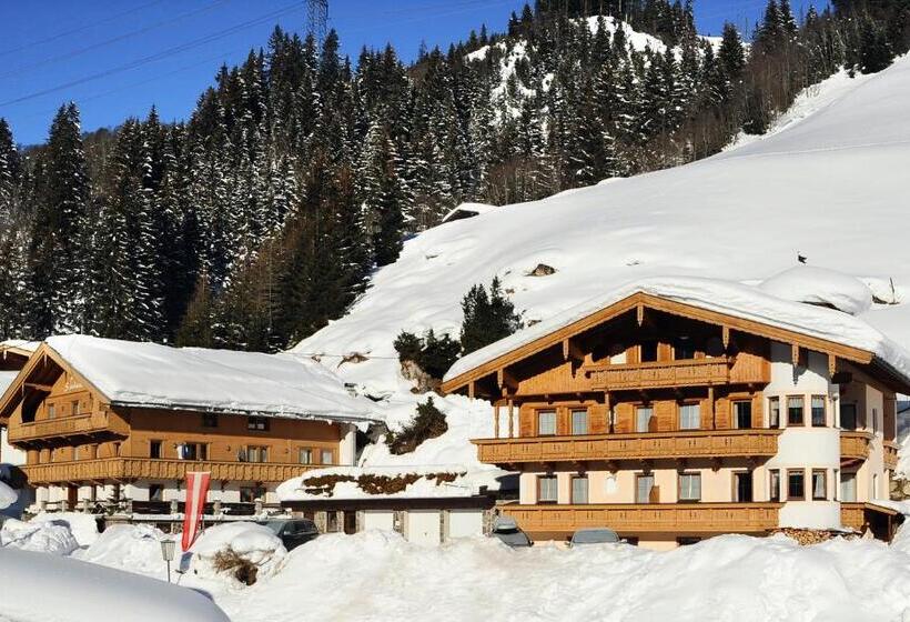 بنسيون Landhaus Staudacher