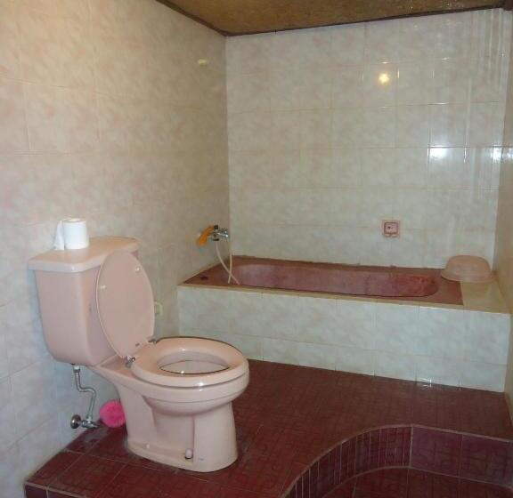 ペンション Pondok Kecil Bungalow