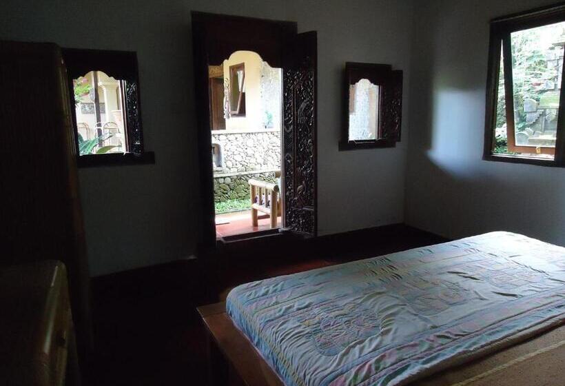 ペンション Pondok Kecil Bungalow