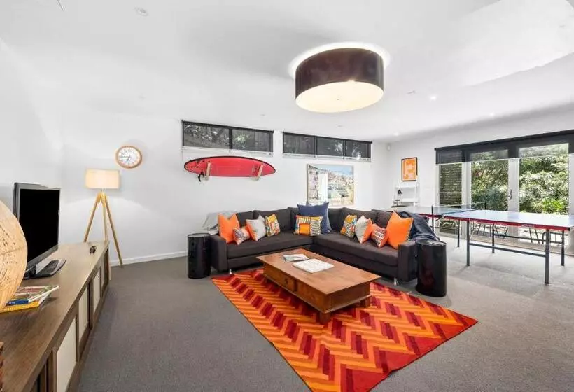 Seaview House