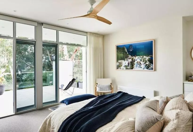 Seaview House