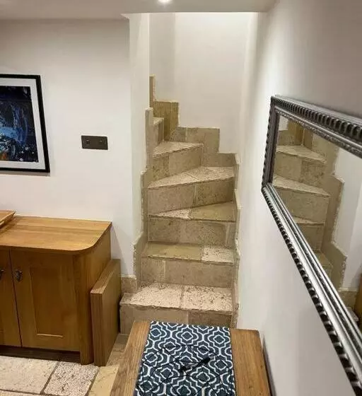 The Horners   Log Burner, Cheshire Village, Parking, Walks, Aga, Dogs