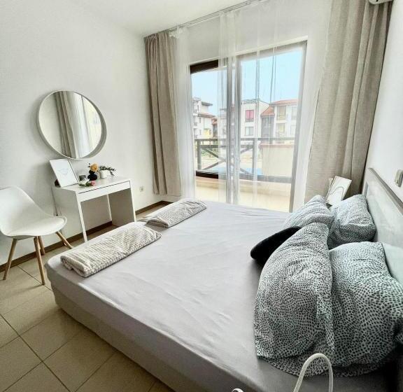 апартамент в комплекс свети никола плаж градина