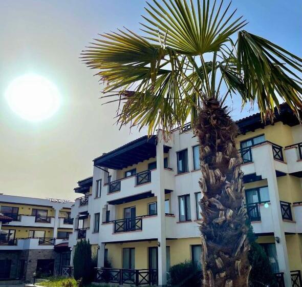 апартамент в комплекс свети никола плаж градина