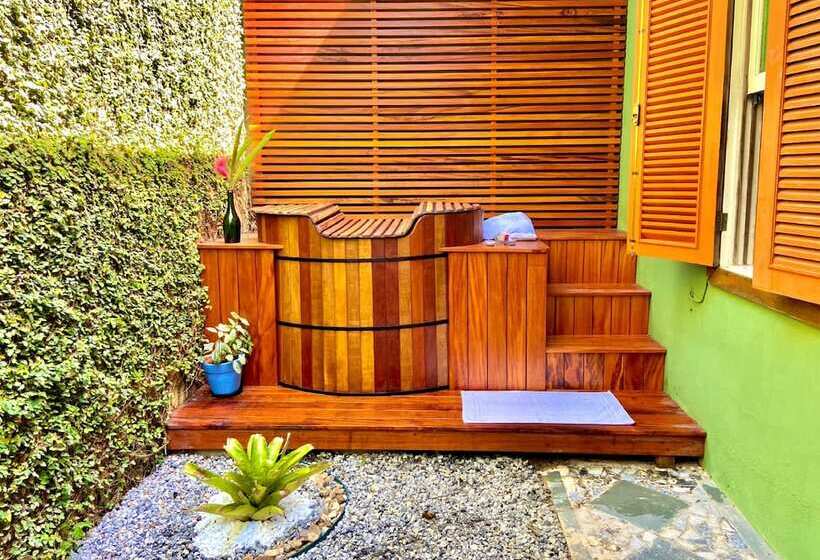 هاستل Gaia Gardens Pousada