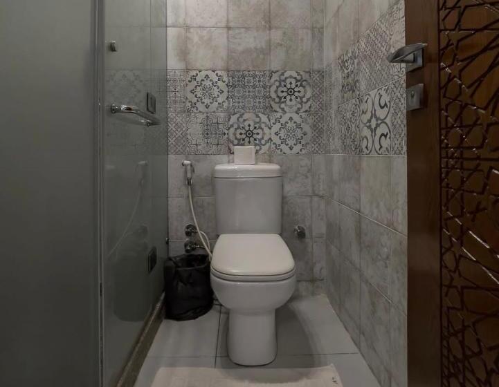 هاستل Queen Pyramids View