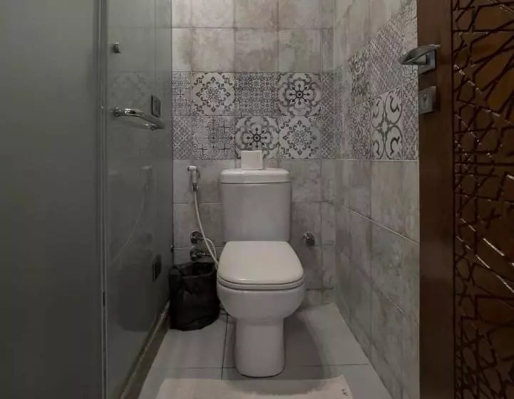 هاستل Queen Pyramids View