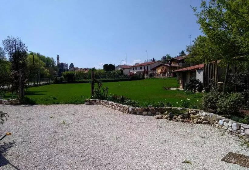 Casa Di Campagna Castello B&b