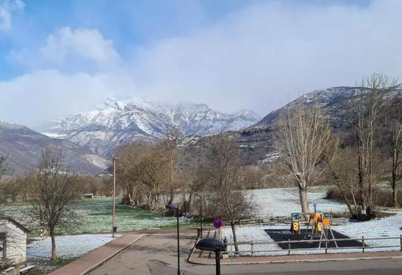 Inmocyma Los Almendros