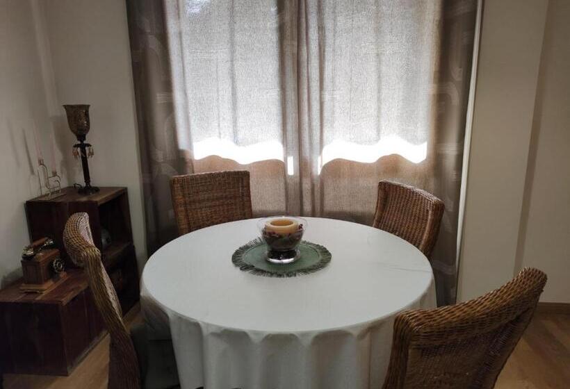 Inmocyma Los Almendros