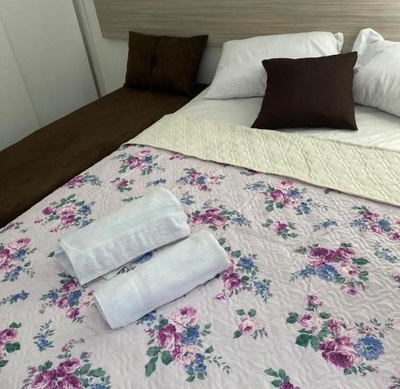 Muro Alto Condomínio Clube