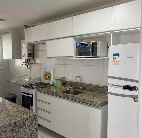 Muro Alto Condomínio Clube