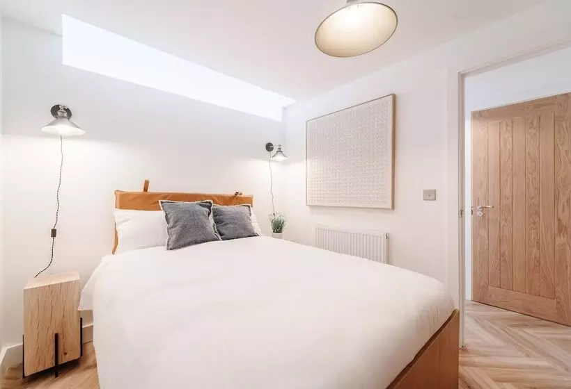 Royal House Luxury Apartments   Chester