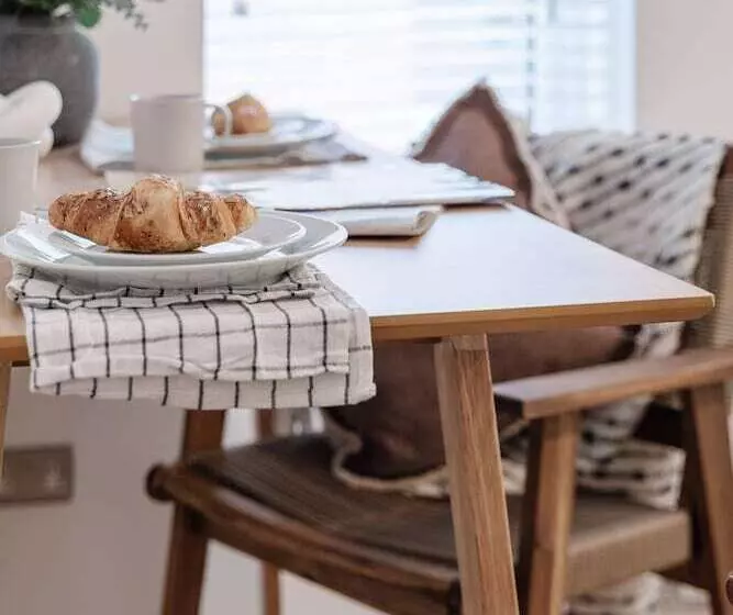 Royal House Luxury Apartments   Chester