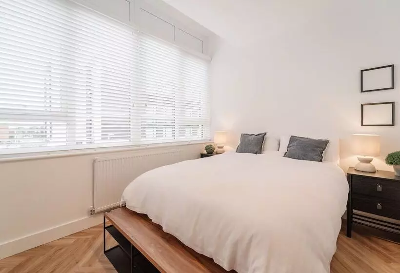 Royal House Luxury Apartments   Chester