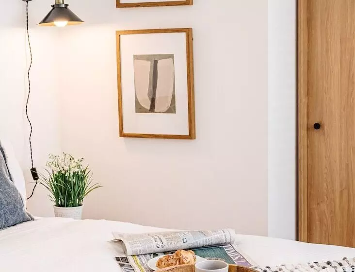 Royal House Luxury Apartments   Chester