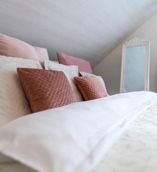 بنسيون Boutique Hotel Soukeníkův Dům