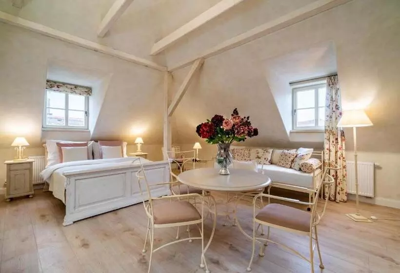 Majatalo Boutique Hotel Soukeníkův Dům