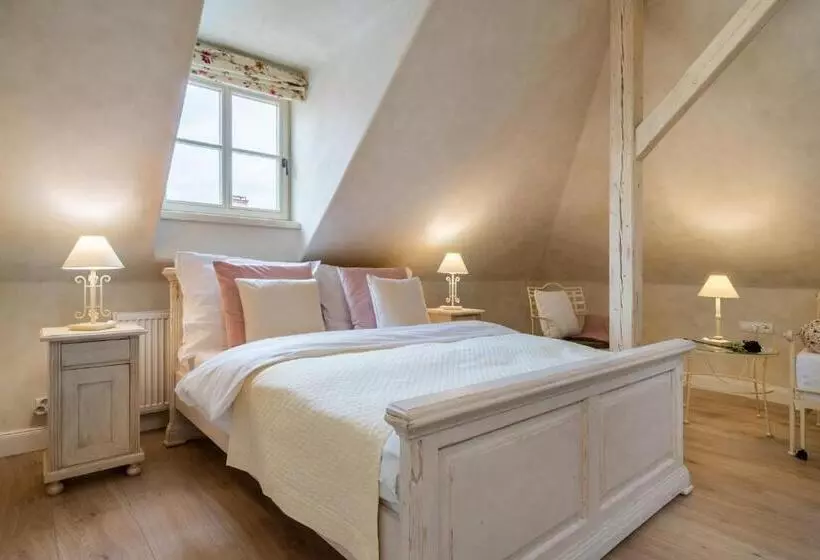 Majatalo Boutique Hotel Soukeníkův Dům