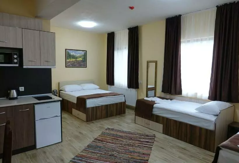 борник хил / Bornik Hill