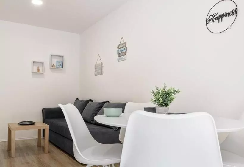 Apartments Malalu