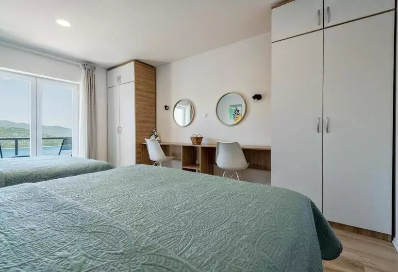Apartments Malalu