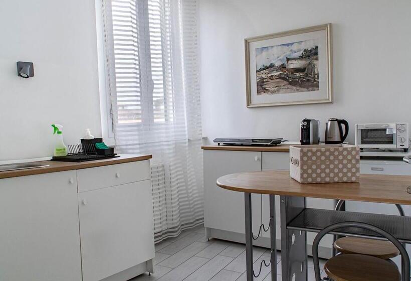 Casa Mya Comodo Appartamento Vicino Al Porto Con Clima