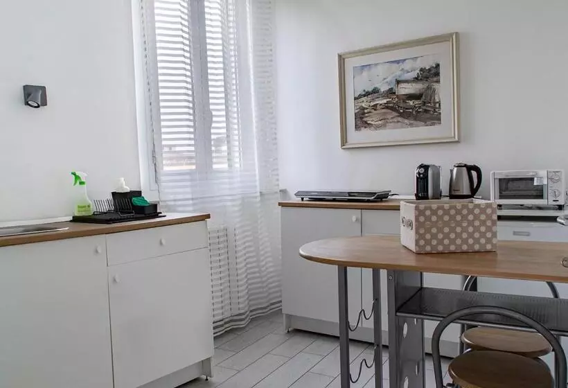 Casa Mya   Comodo Appartamento Vicino Al Porto Con Clima