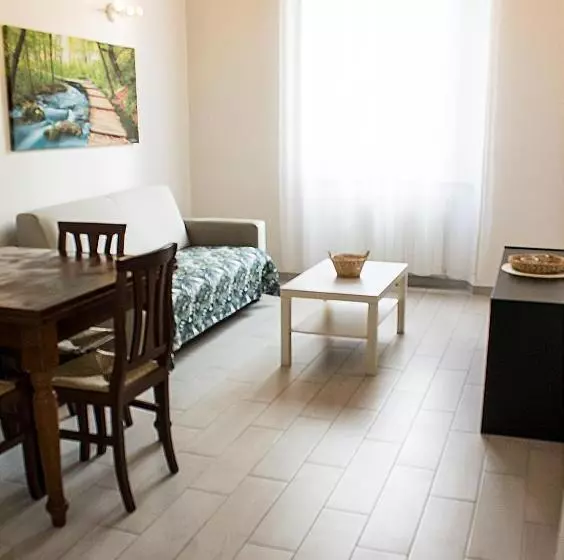 Casa Mya   Comodo Appartamento Vicino Al Porto Con Clima