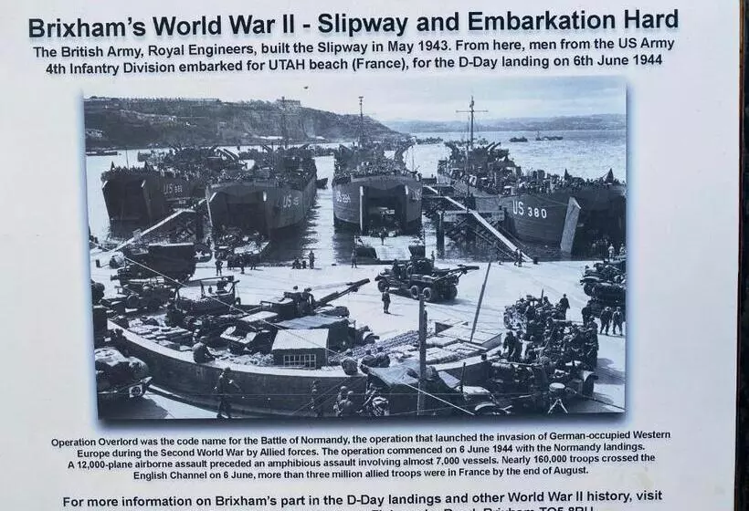 Harbour View Ground Floor Flat With Private Parking, Only 5 Mins Walk To Harbour