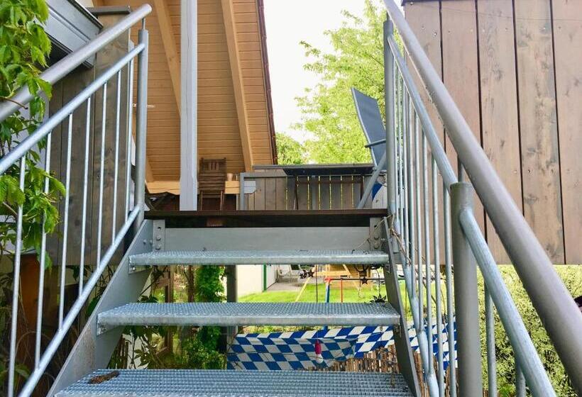 Homely Stay In A Modern Green Dream