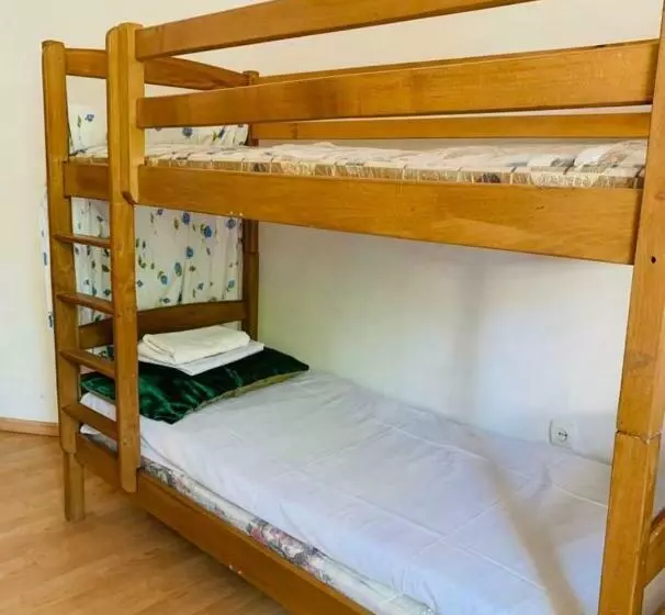 Infinity Hostel & Tour