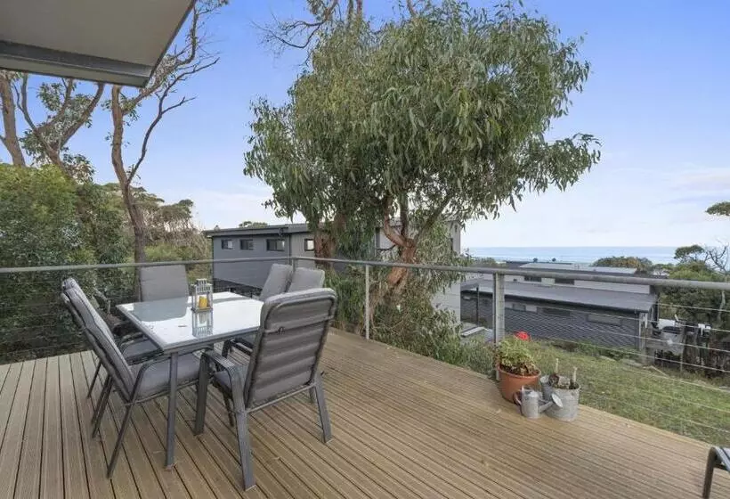 Ocean View Treetops Retreat