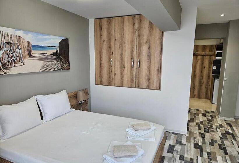 پانسیون флора поморие