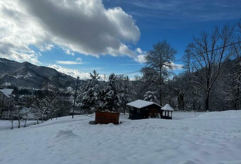 پانسیون Casa Berg