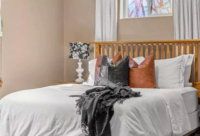 The Sleeping Moose I Fireplace I Pool Table I Tv