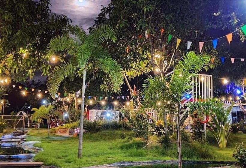 Aamiaismajoitus (B&B) บ้านเดอะเมาเท่น By The Mountain Ozoneบ้านโอโซนขุนเขาแก่งกระจาน