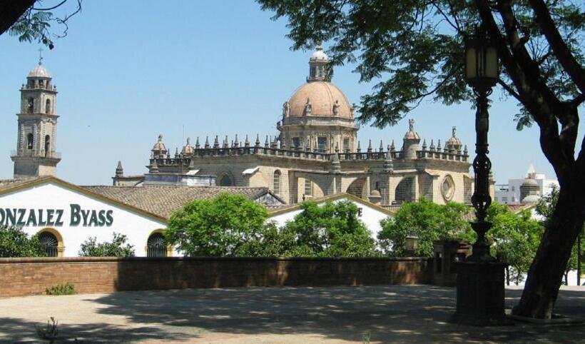 هتل Villamarta Boutique Rooms