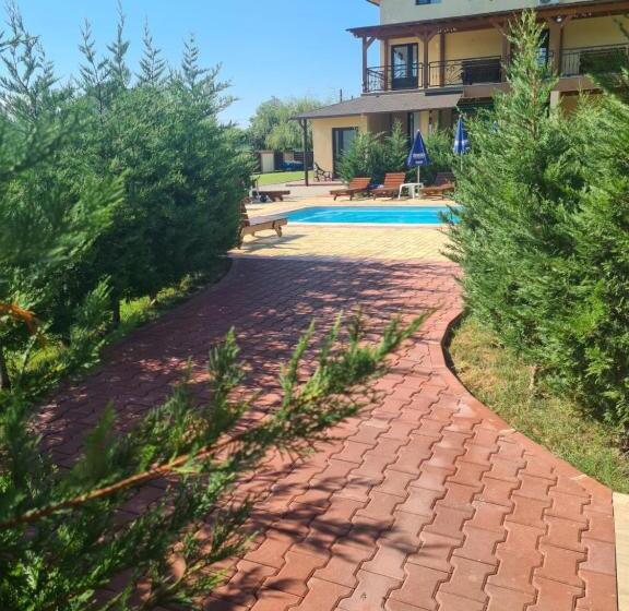 Пансион Casa Vlad