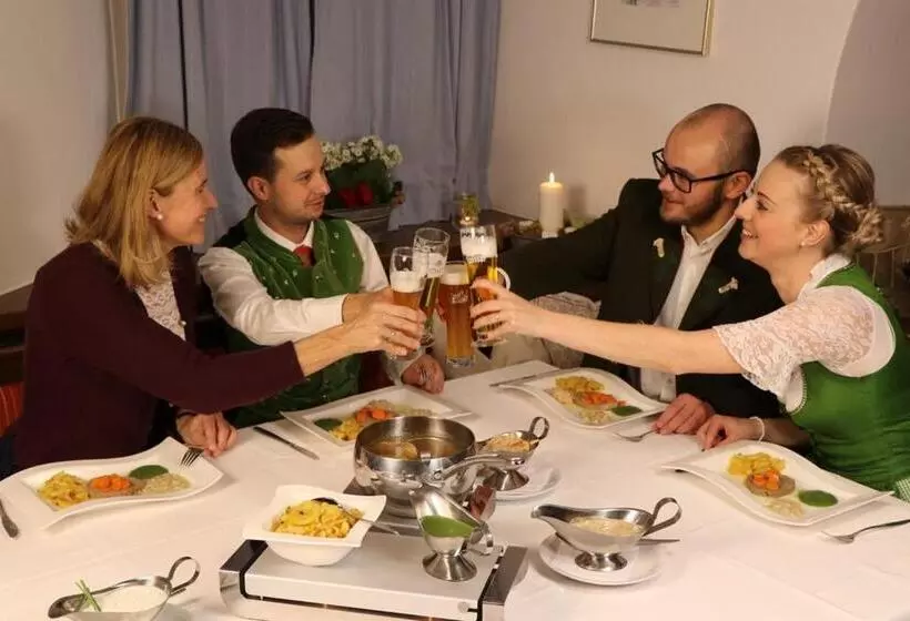 Majatalo Gasthof Oberer Bräuer